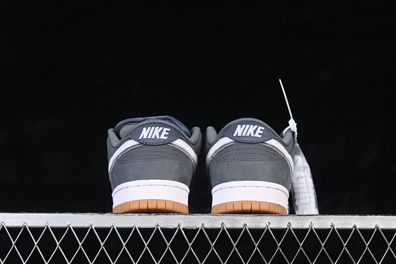 All categories Nk SB Dunk series Nk SB Dunk Low low-top sneakers Nike SB Dunk Low suede gray raw rubber SB low-top casual sneakers FZ1287-300